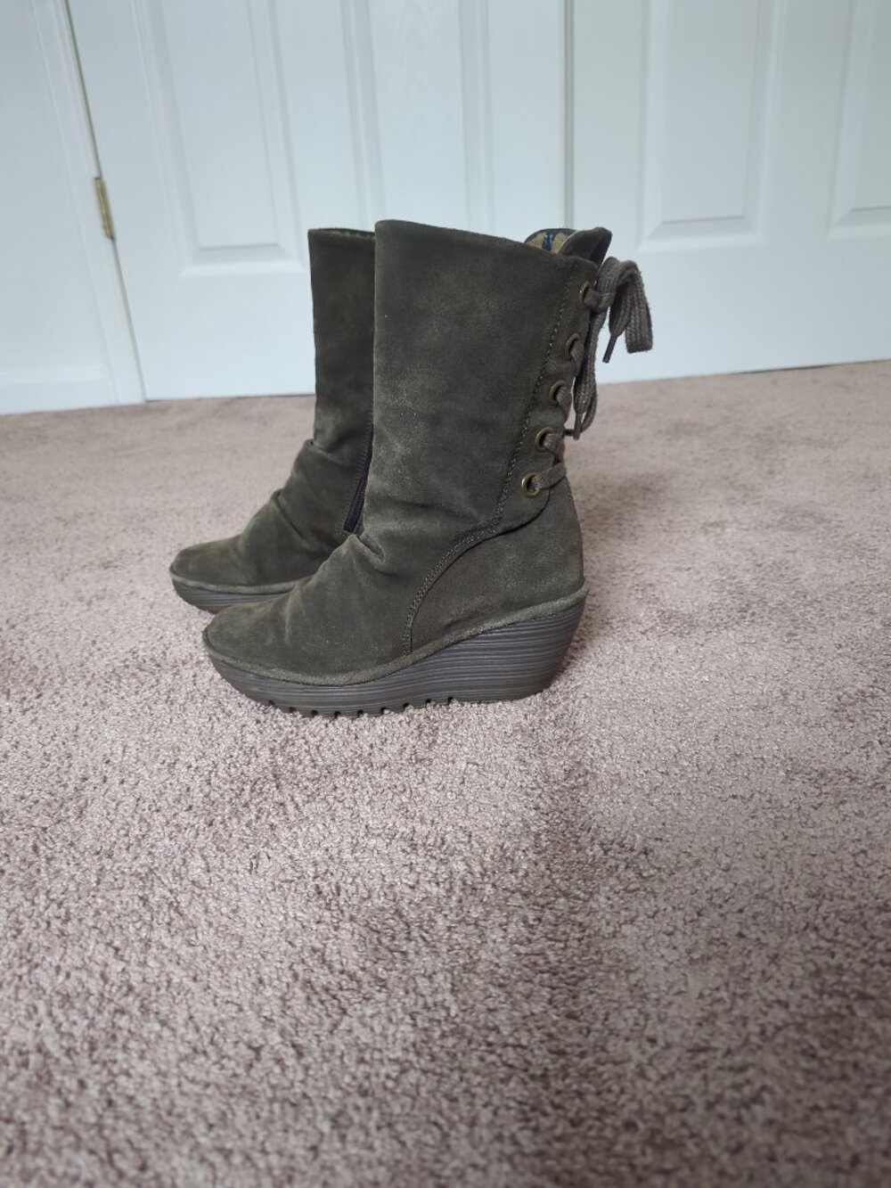 FLY London Yada Boots EU 37 US 6-6.5 Olive Green Suede Wedge Lace Up